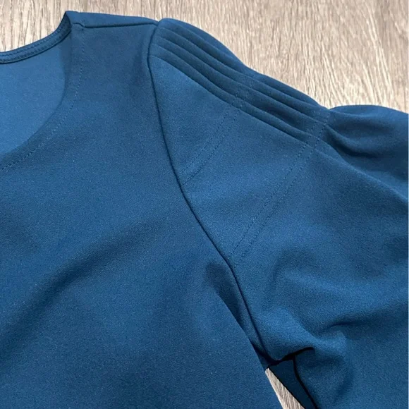 Ann Taylor Teal Ruched Sleeve Long Sleeve Boat Neck Blouse Top Women’s Small - Picture 3 of 4